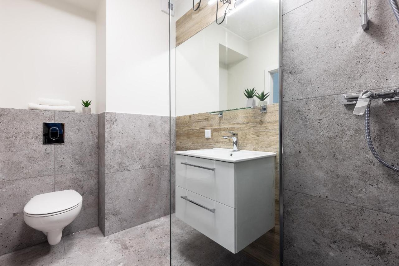 Ina Rent - Stare Miasto- Bastion Walowa Гданск Екстериор снимка